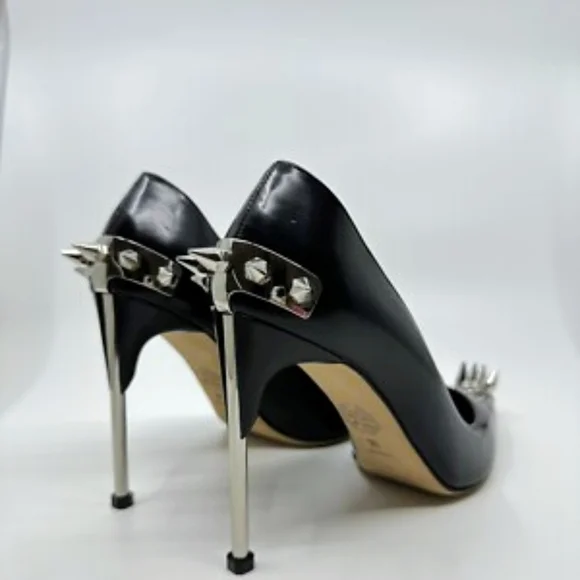 Alexander McQueen Black Spiked Heels - Picture 2 of 5